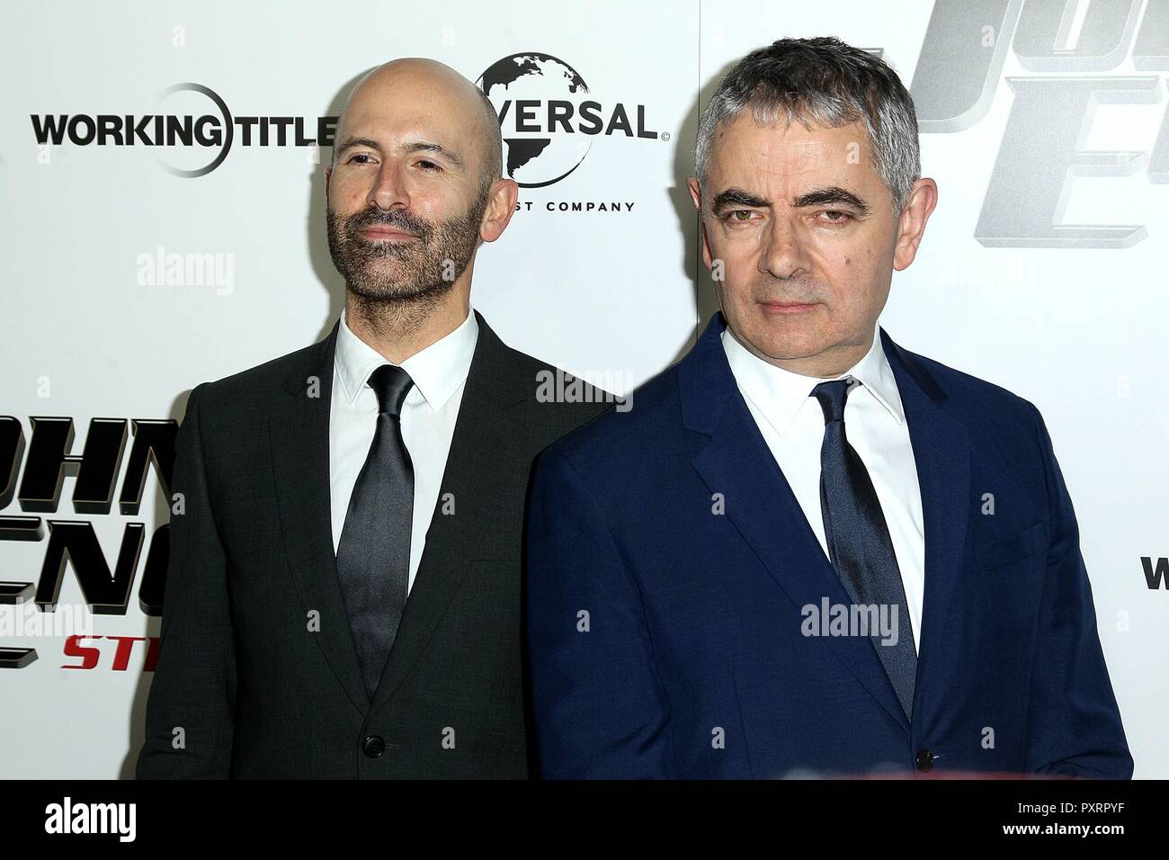 New York, NY, USA. 23 Oct, 2018. David Kerr, Rowan Atkinson au hall des arrivées pour JOHNNY ENGLISH, FRAPPE À NOUVEAU Premiere, AMC Loews Lincoln Square 13, New York, NY, le 23 octobre 2018. Crédit : Steve Mack/Everett Collection/Alamy Live News Banque D'Images