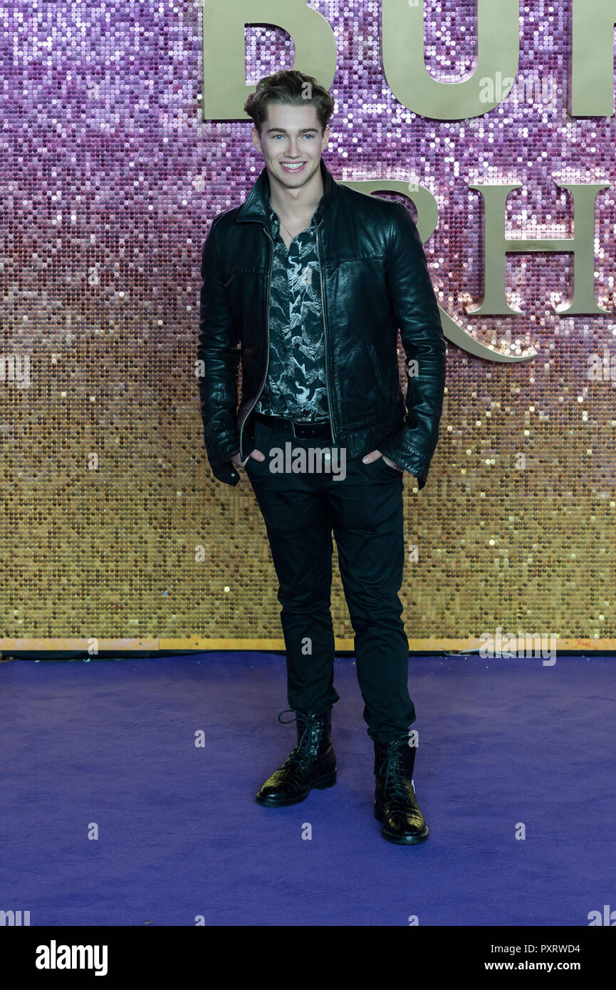 Londres, Royaume-Uni. 23 octobre 2018. AJ Pritchard assiste à la première mondiale de 'Bohemian Rhapsody' à la Wembley Arena SSE à Londres. Credit : Wiktor Szymanowicz/Alamy Live News Banque D'Images