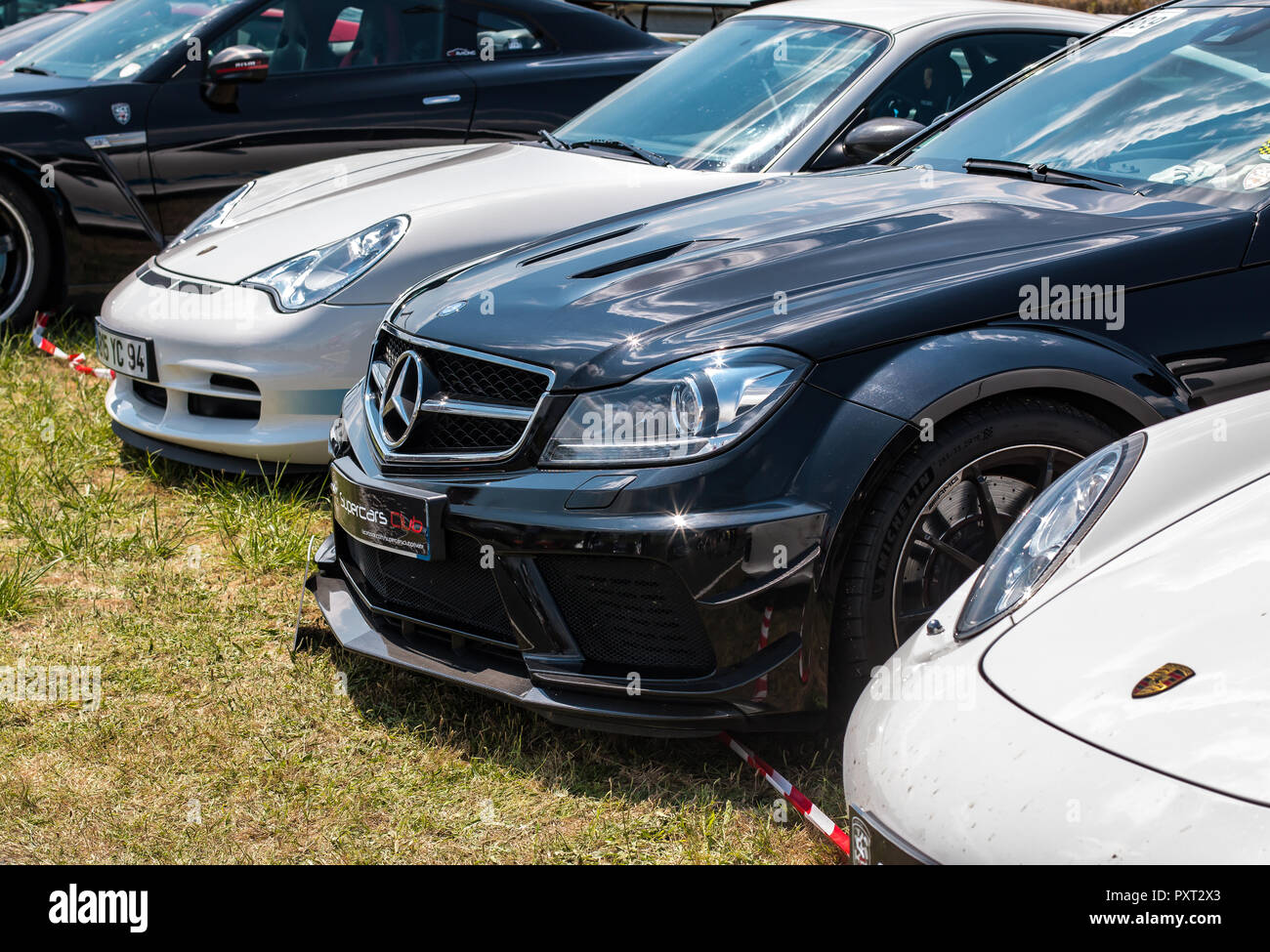 L Avant D Une Mercedes Benz C63 Black Series Photo Stock Alamy L Avant D Une Mercedes Benz C63 Black Series Photo Stock Alamy