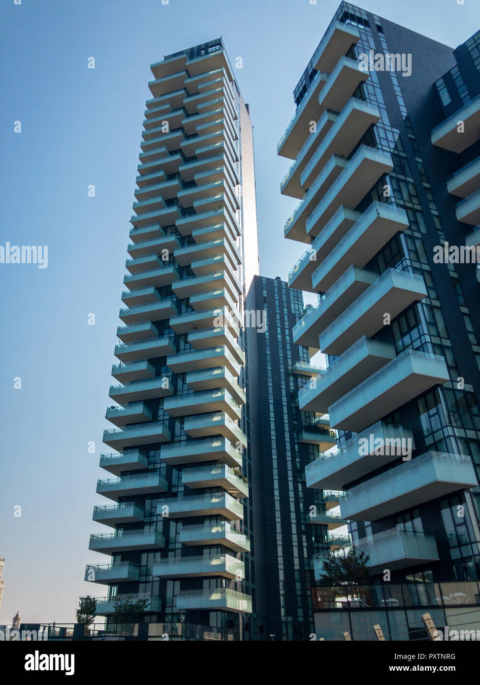 Solaria tower, Milan, Porta Nuova résidences gratte-ciel, Italie, 10/15/2018. Quartier des affaires de Milan. Bâtiment résidentiel le plus grand en Italie Banque D'Images
