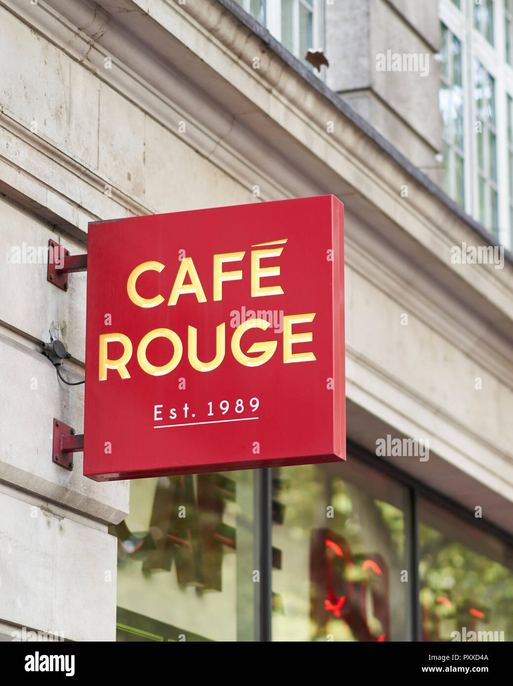 Café Rouge. Signe. Banque D'Images