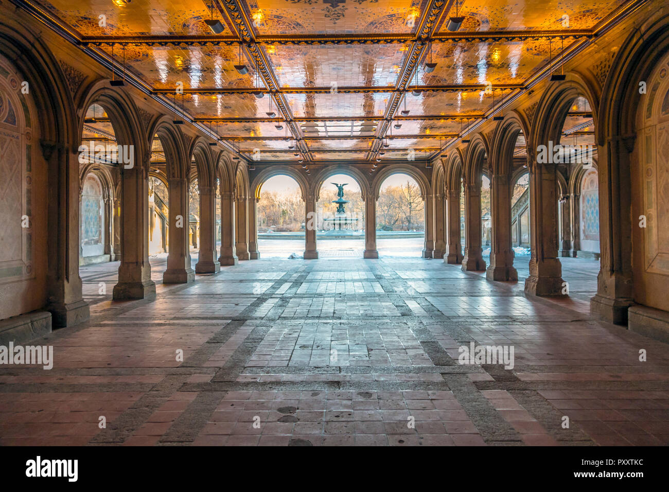 Bethesda Terrace Central Park en hiver tunnel Banque D'Images