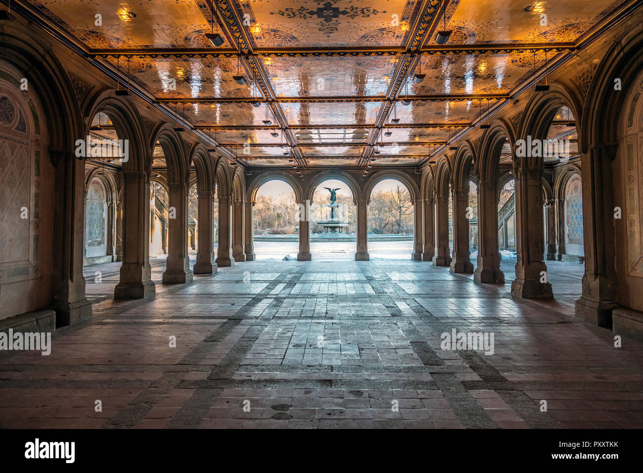 Bethesda Terrace Central Park en hiver tunnel Banque D'Images