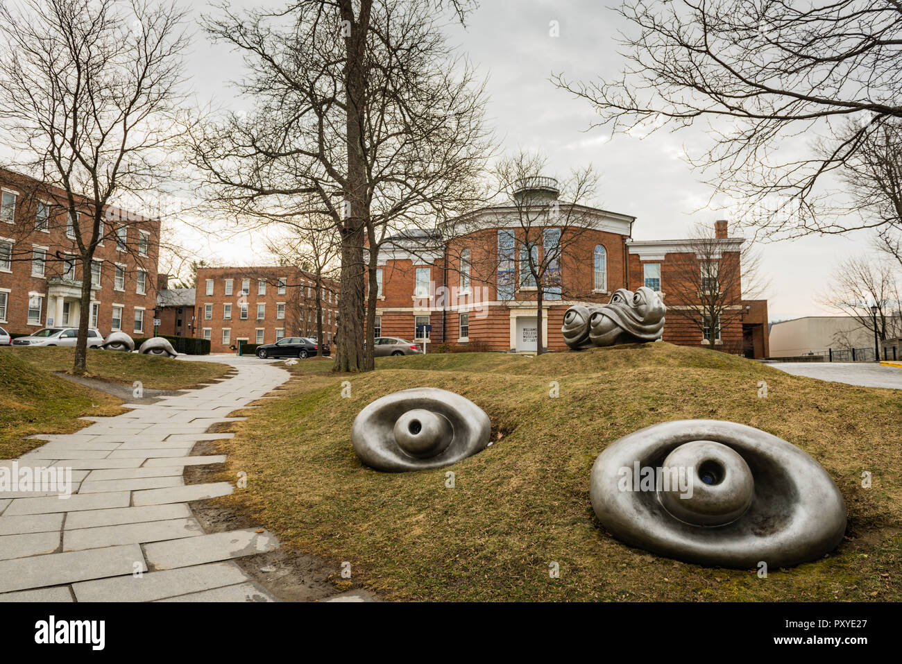 Yeux, une installation artistique de Louise Bourgeois, au Williams College Museum of Art à Williamstown, Massachusetts Banque D'Images