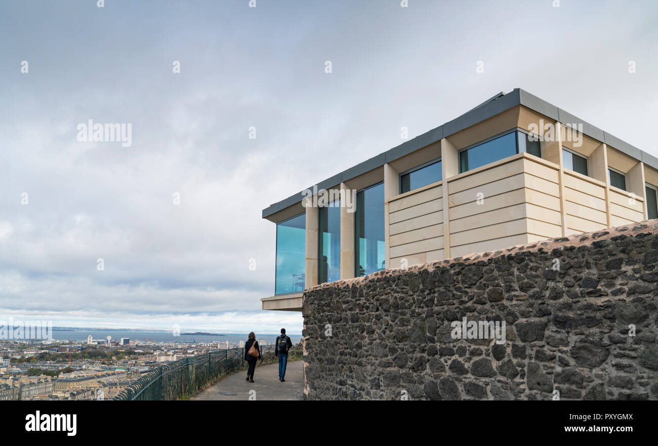 Le nouveau restaurant Lookout partie bâtiment de la nouvelle convention collective photos projet sur Calton Hill, à Édimbourg, en Écosse, Royaume-Uni. Novembre 2018 Ouverture. Banque D'Images