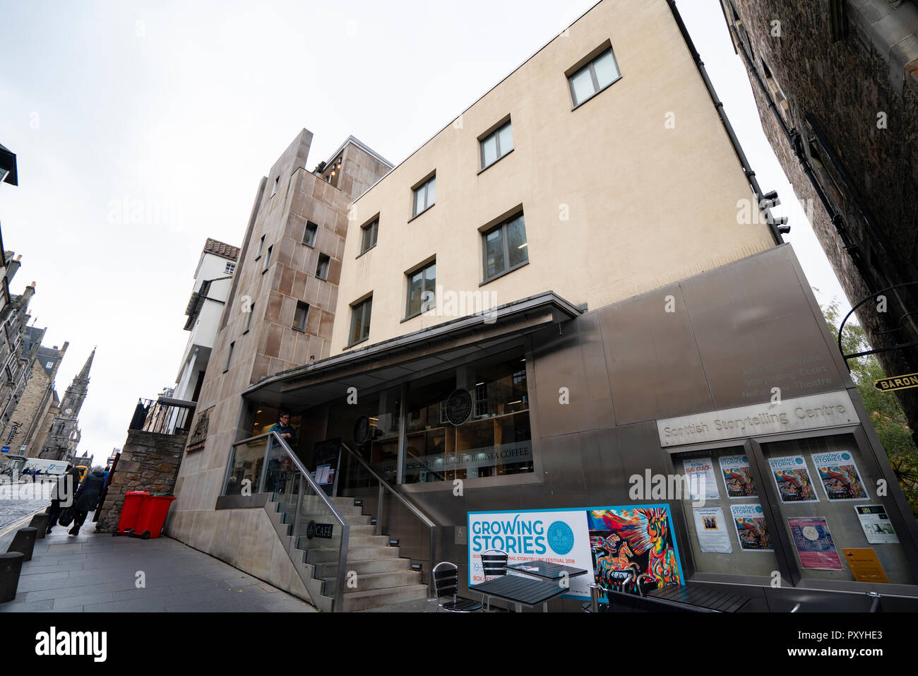 Vue extérieure de la Scottish Storytelling Centre sur le Royal Mile ( High Street) dans la vieille ville d'Édimbourg, Écosse, Royaume-Uni Banque D'Images