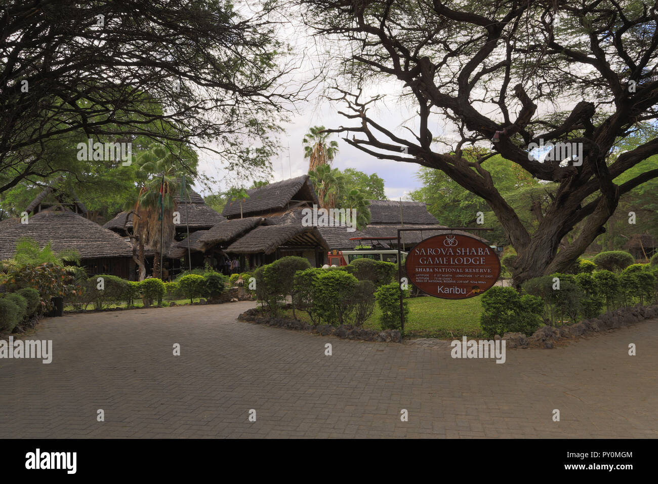 Le panneau d'entrée au Sarova Shaba Lodge au Kenya. Banque D'Images