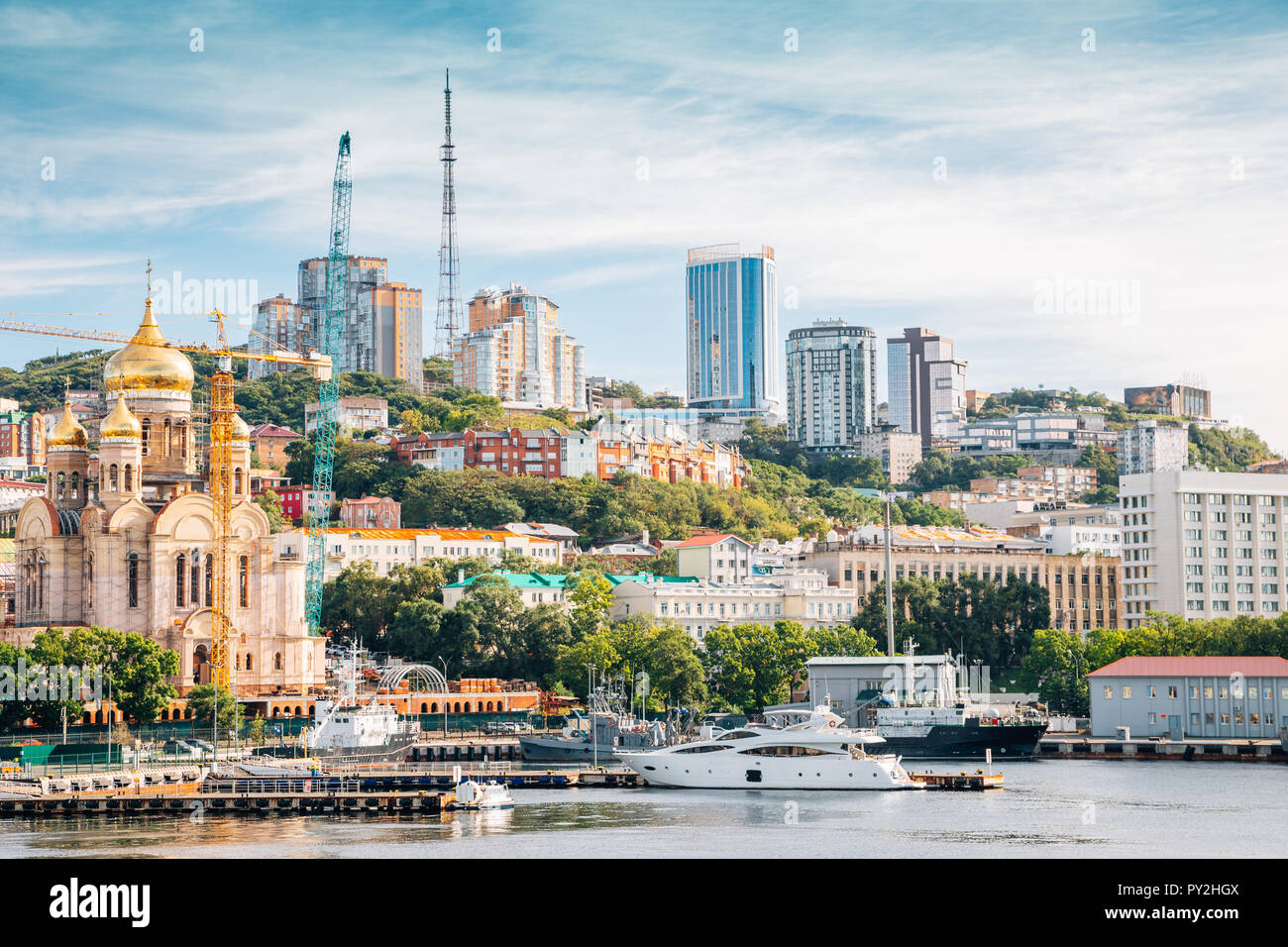 La ville de Vladivostok et Golden Horn bay en Russie Banque D'Images