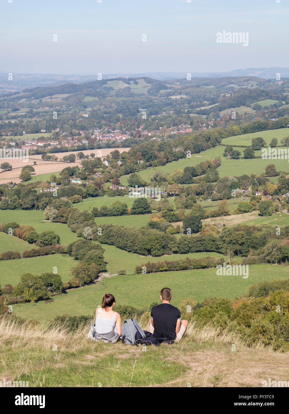 Profiter de la vue sur les collines de Malvern, Worcestershire, Angleterre, RU Banque D'Images