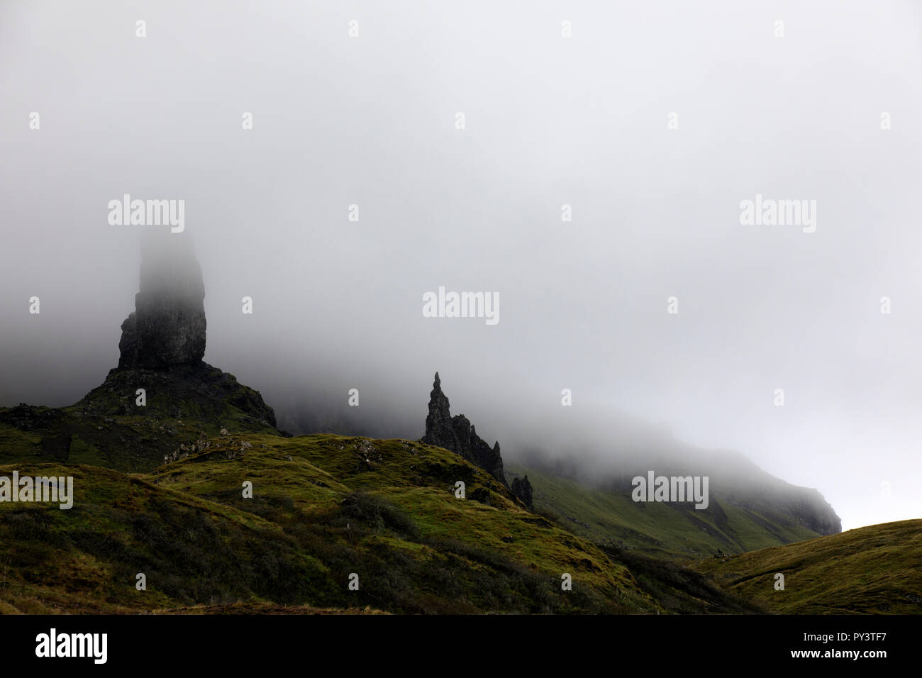 Le vieil homme de Storr, Trotternish, île de Skye, Hébrides intérieures, Ecosse, Royaume-Uni Banque D'Images