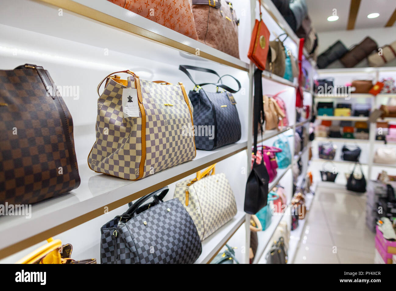 Antalya / Turquie 30 septembre 2018 Louis Vuitton handbags stans