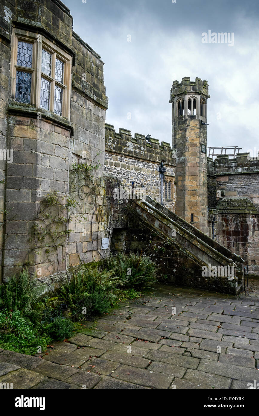 Haddon Hall English Country House près de Bakewell, Derbyshire, Angleterre Banque D'Images