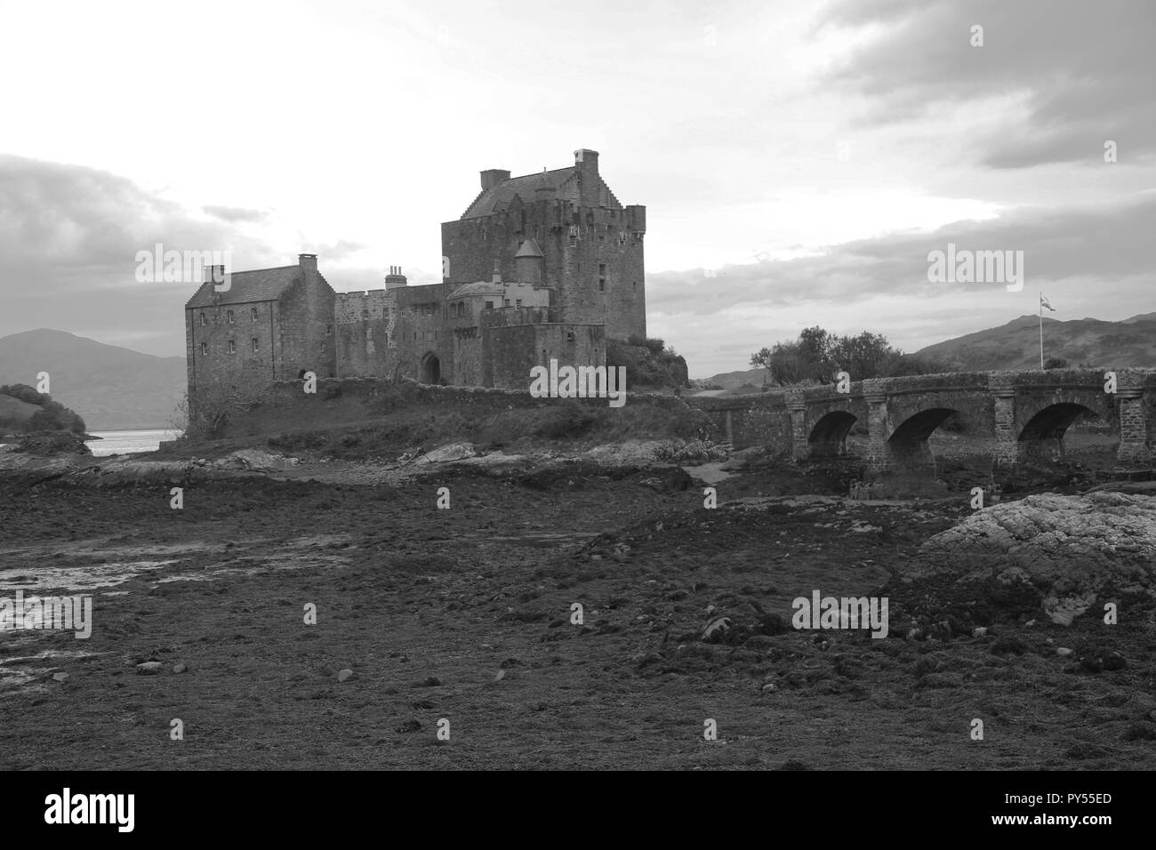 Le Château d'Eilean Donan, ouest des Highlands, en Écosse. Emplacement pour des films comme Highlander, Bonnie Prince Charlie et le Loch Ness Banque D'Images