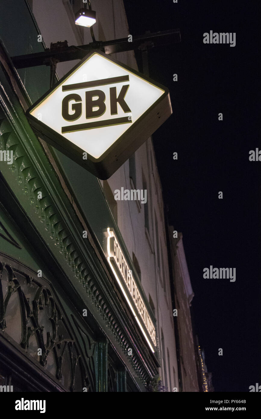 Affichage à l'extérieur de la difficulté (GBK) Gourmet Burger restaurant chaîne à Soho, Londres, UK Banque D'Images