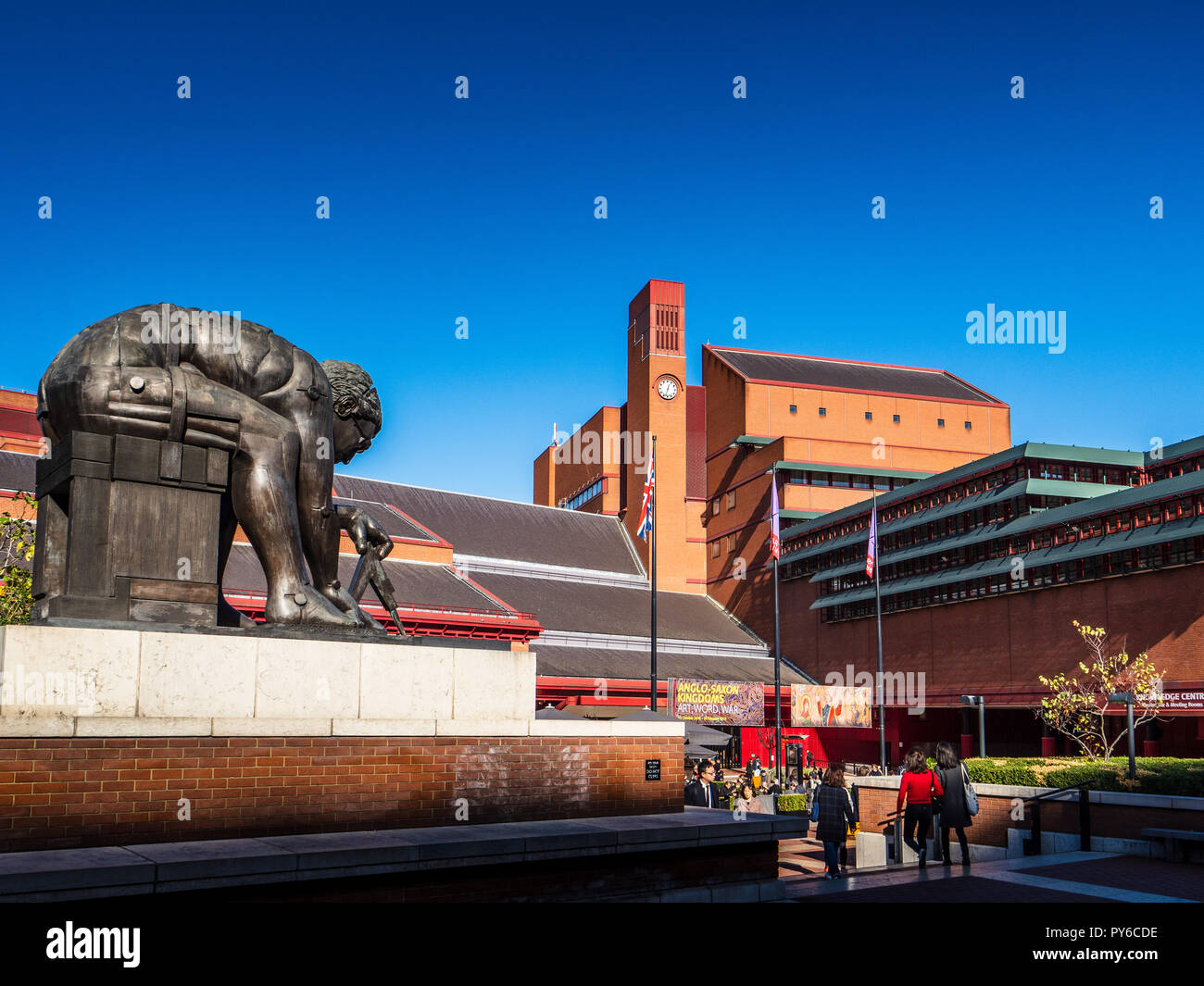 British Library Londres sur Euston Road - bâtiment inauguré 1998 Architecte Colin St John Wilson en collaboration avec son épouse MJ Long Banque D'Images