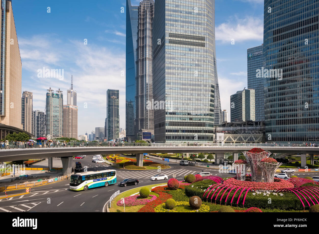 De nouveaux bâtiments dans le quartier Pudong de Shanghai, Chine, Asie Banque D'Images