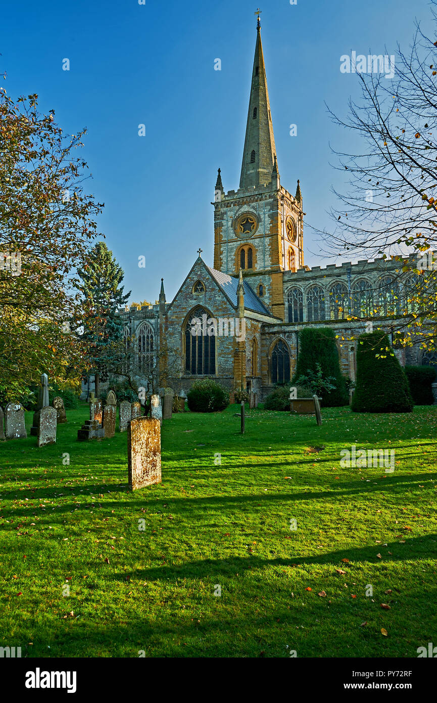 L'église Holy Trinity, lieu de sépulture de William Shakespeare, à Stratford upon Avon, Warwickshire. Banque D'Images