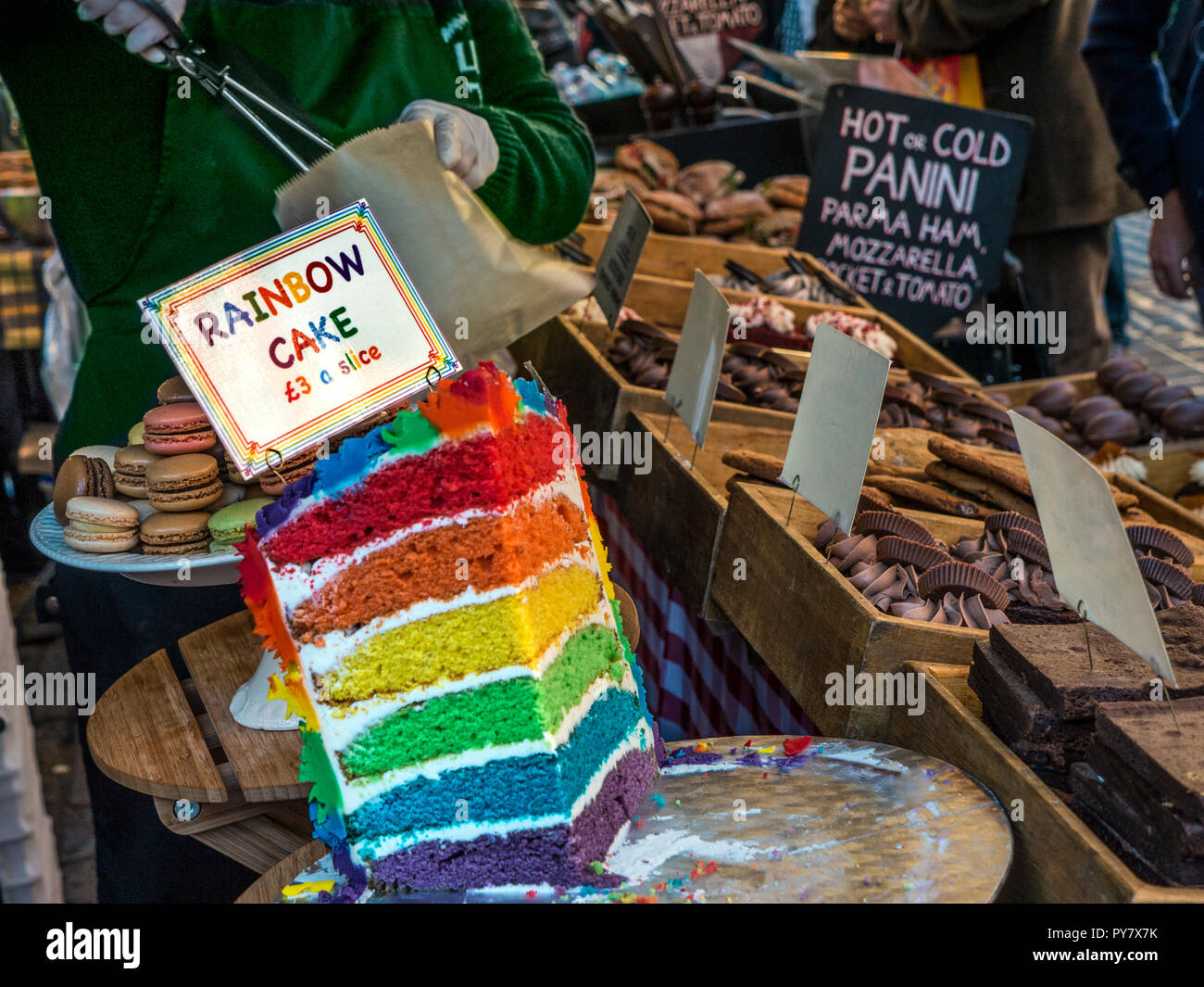 Gateau Arc En Ciel En Vente A Covent Garden Piazza Winter Street Food Market Stall London Uk Photo Stock Alamy