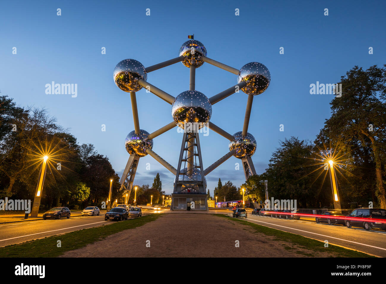 Nuit à l'Atomium, Bruxelles Banque D'Images