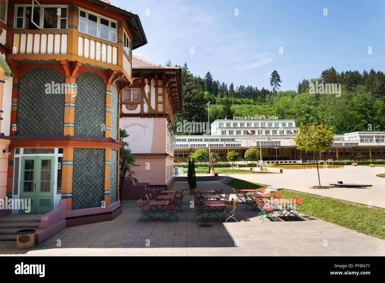 Maison Jurkovicuv monument culturel national de 1902 dans ville thermale Luhacovice, République tchèque, journée ensoleillée Banque D'Images