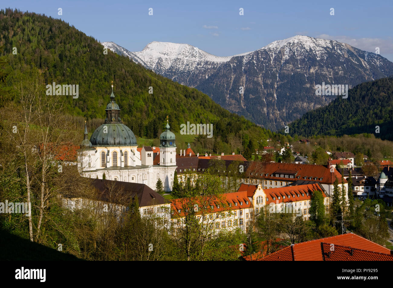 Abbaye d'Ettal (monastère bénédictin) à Etta (partie d'Unterammergau) dans les alpes d'Ammergau, Haute-Bavière, Bavière, Allemagne Banque D'Images