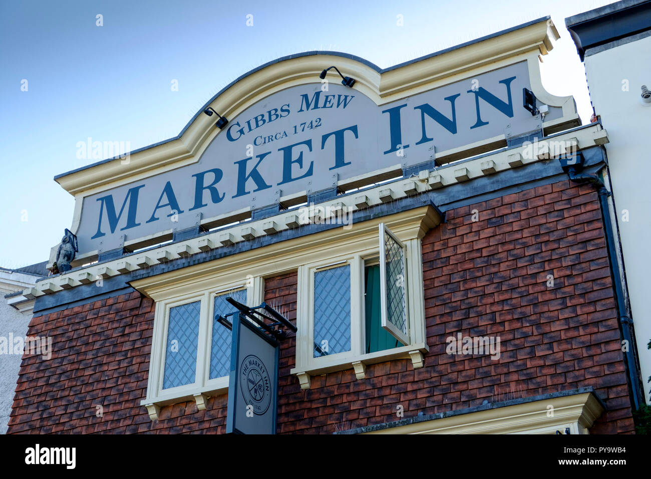 Autour de Salisbury, Wiltshire, Angleterre Une ville britannique Le marché Inn Banque D'Images