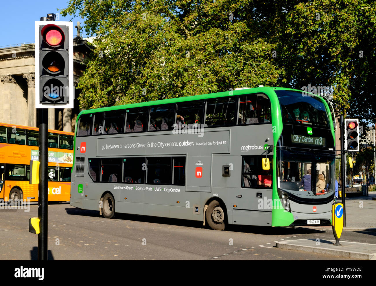 Autour de la ville de Bristol, Angleterre Royaume-uni un nouveau métro bus Banque D'Images