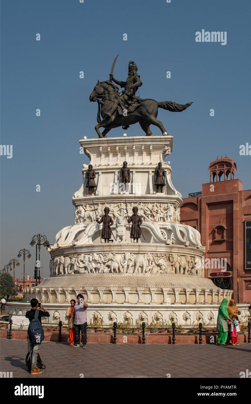 Statue de Maharaja Ranjit Singh, Amritsar, Punjab, India Banque D'Images