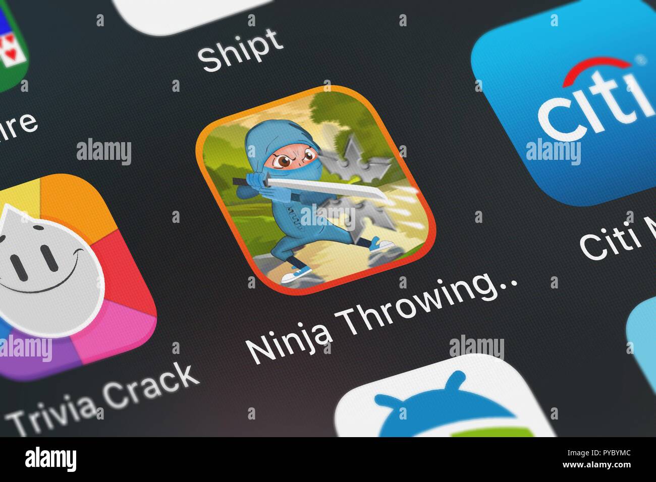 Londres, Royaume-Uni - 26 octobre 2018 : Capture d'uTappz Mobile Development LLC's mobile app étoile jeter Ninja Bloc Jigsaw Puzzle Mania - Qu Banque D'Images