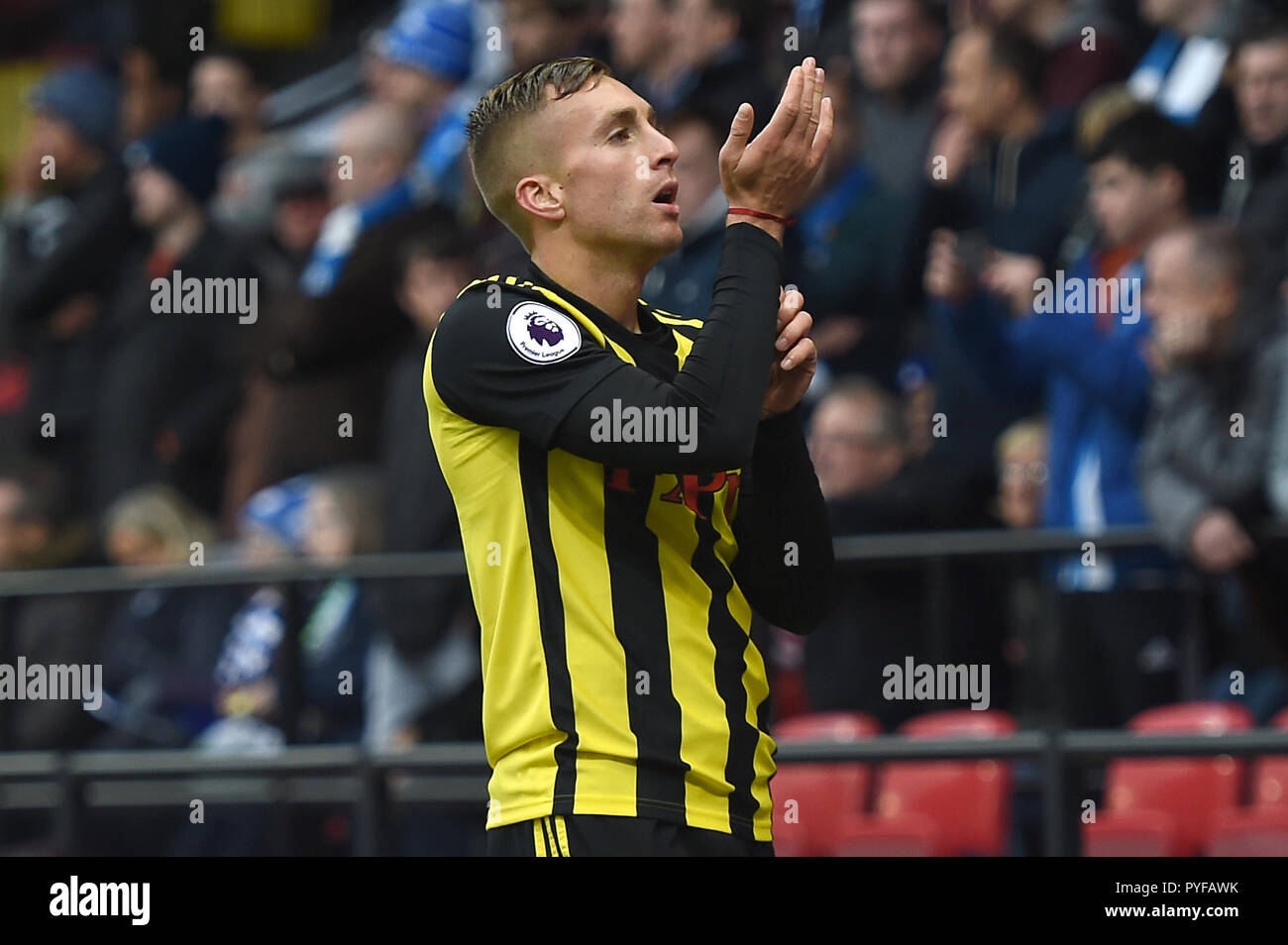 Gerard Deulofeu du Watford célèbre marquant son deuxième but de côtés du jeu pendant la Premier League match à Vicarage Road, Watford. Banque D'Images