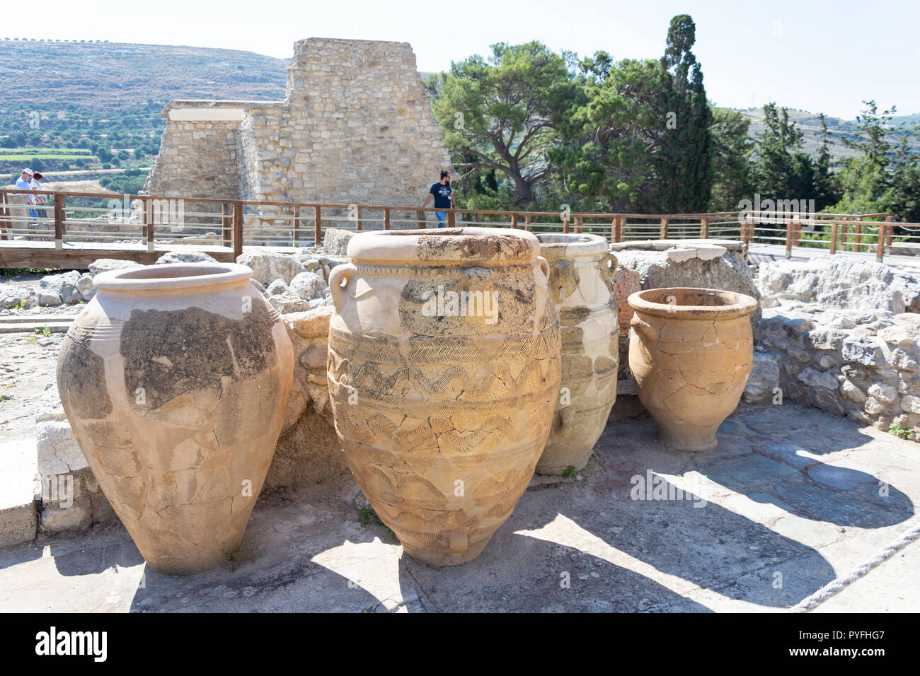 Les grands navires grecs Pithos, Palais Minoen de Knossos, Héraklion (Irakleio), Région Irakleio, Crète, Grèce (Crète) Banque D'Images
