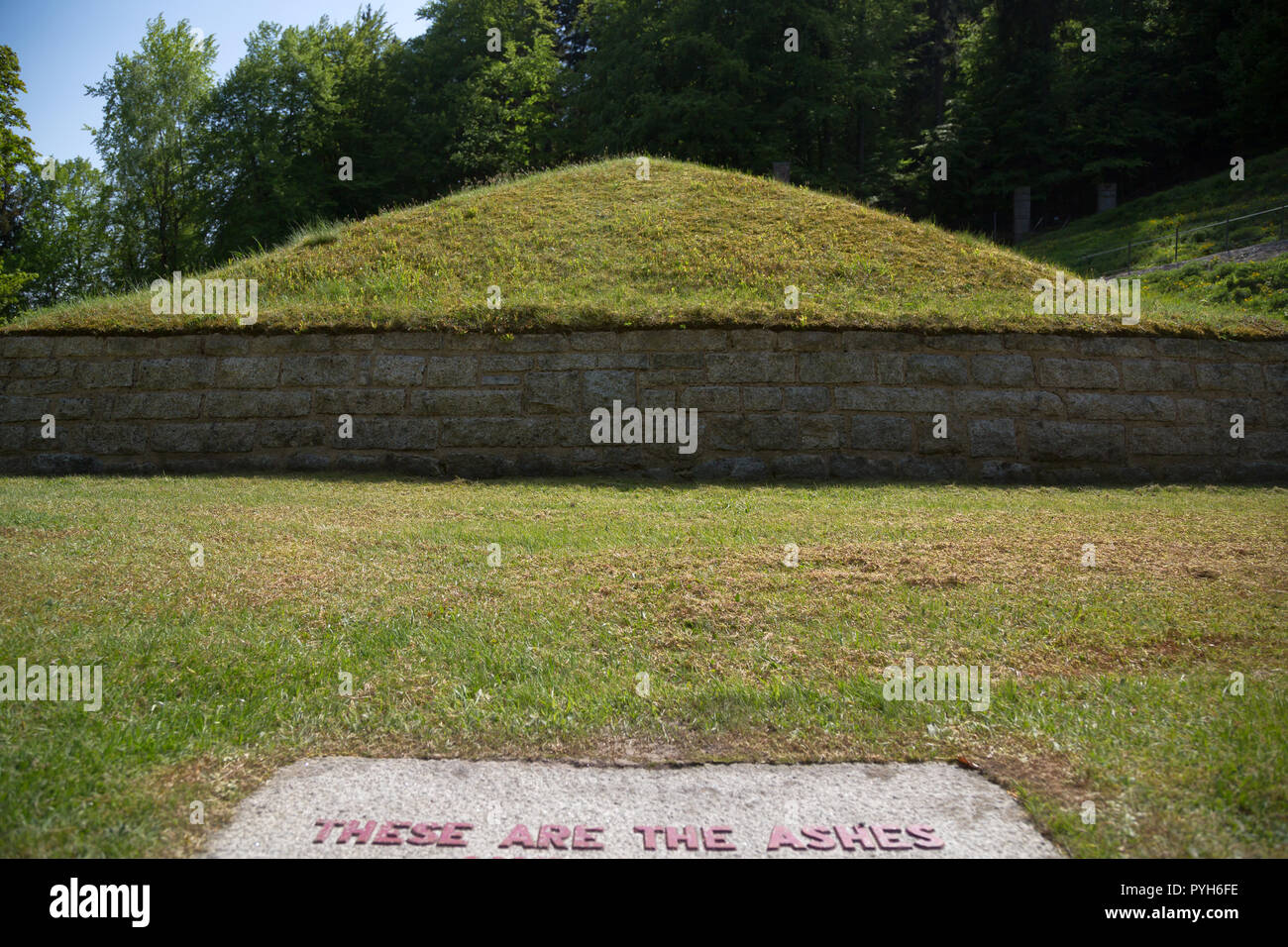 La Bavière, Allemagne - mémorial du camp de concentration, Flossenbuerg "Vallée de la mort" à l'aide de la pyramide de cendres Banque D'Images