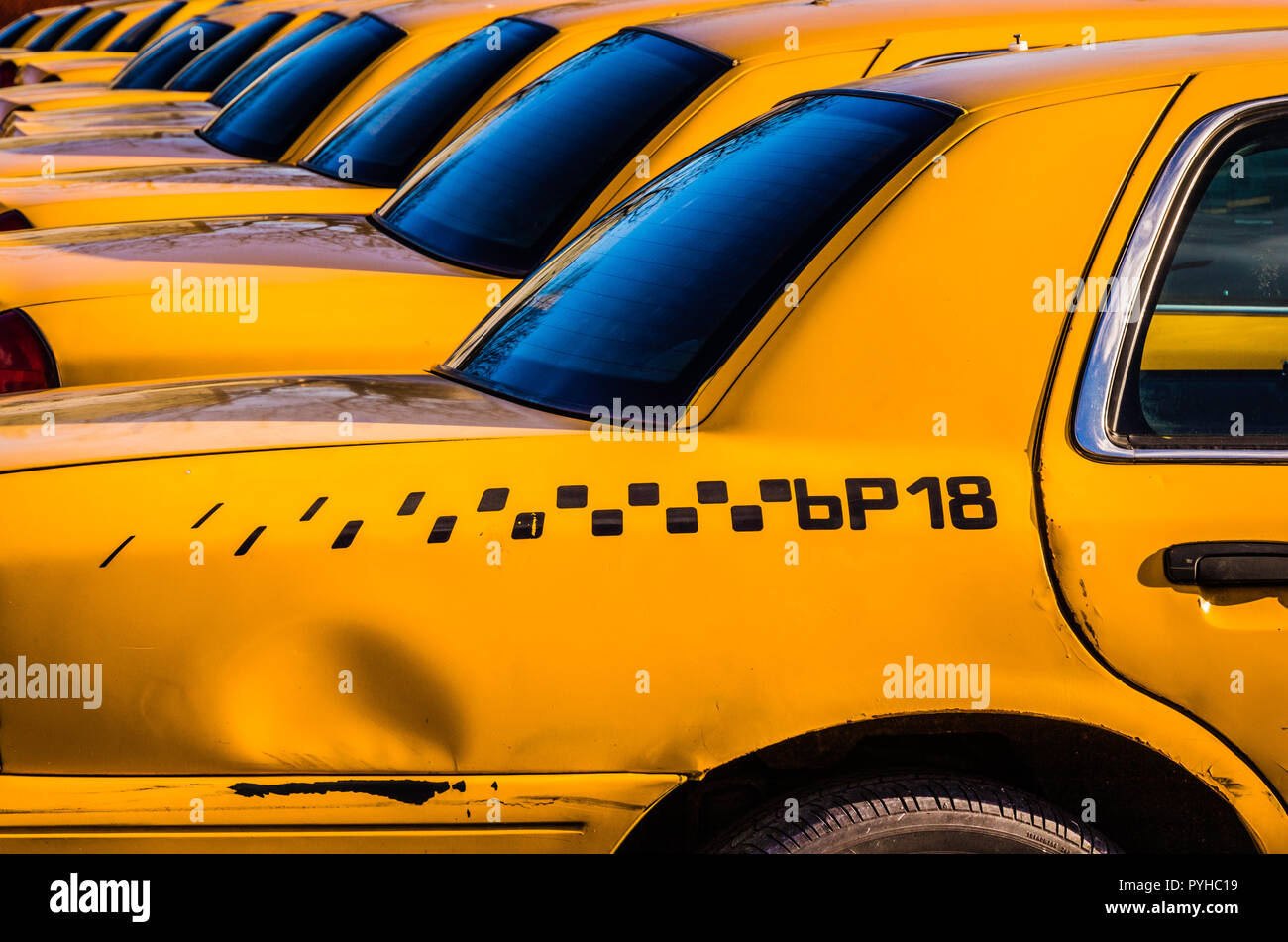 Yellow Cab Long Island City - Queens New York, New York, USA Banque D'Images