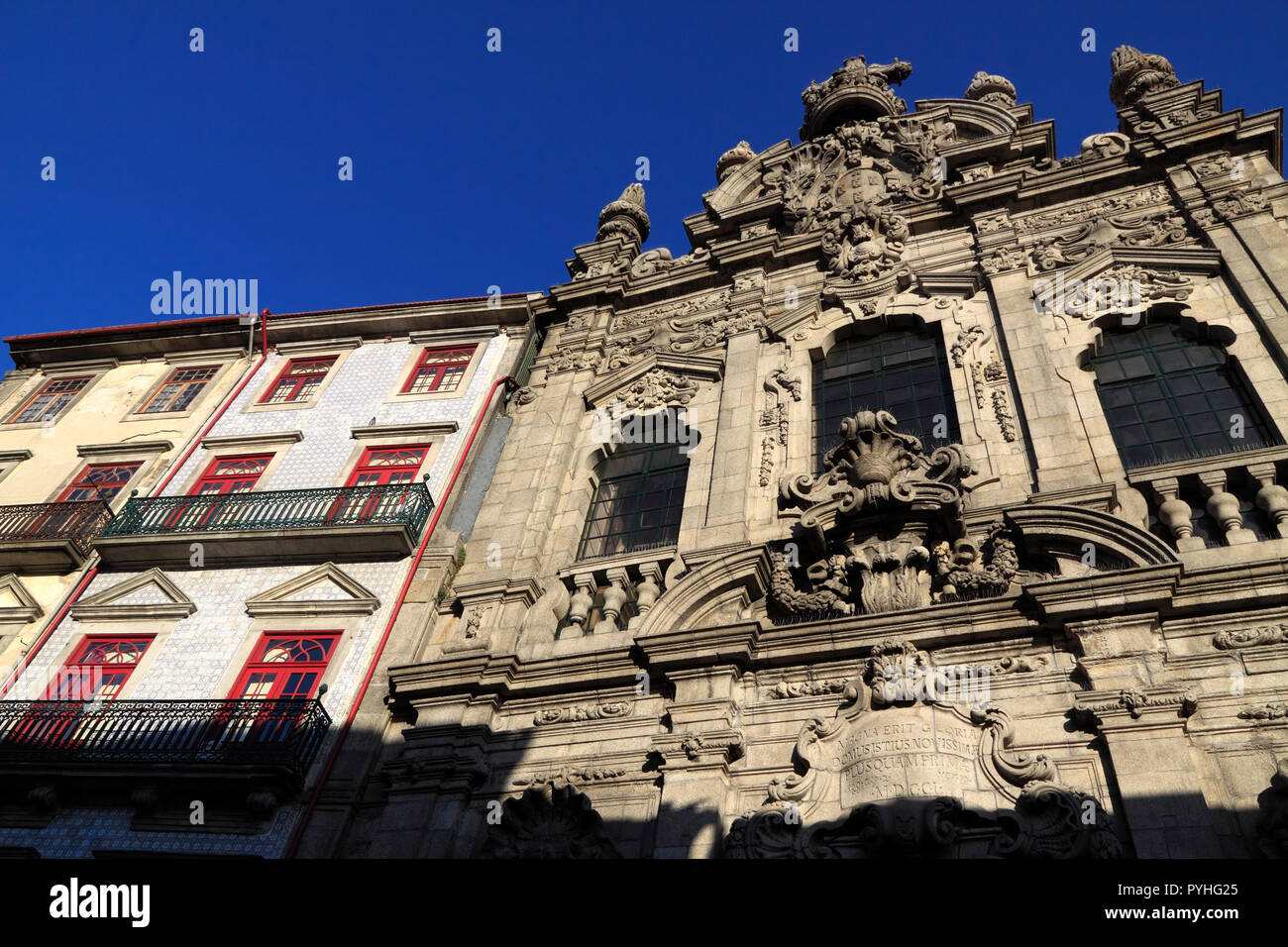 église de miséricorde de porto Banque de photographies et d’images à