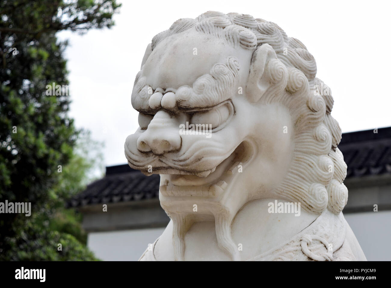 Singapour - 28 octobre 2018 : sculpture représentant un dragon Banque D'Images