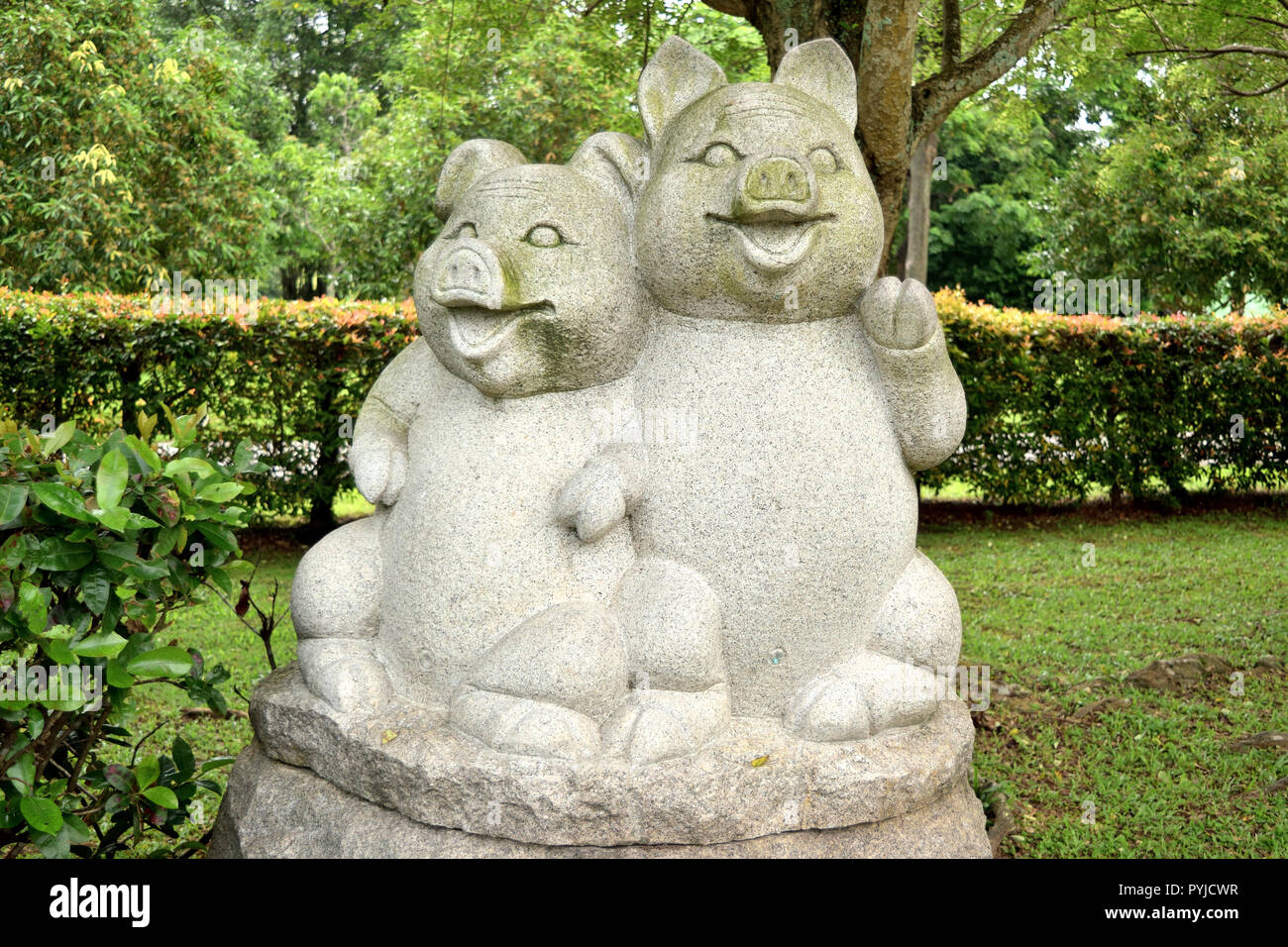 Singapour - 28 octobre 2018 : sculpture représentant le signe du zodiaque du cochon dans le calendrier chinois Banque D'Images