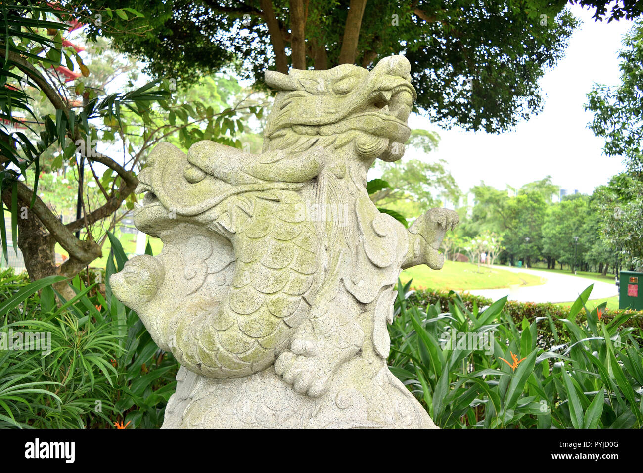 Singapour - 28 octobre 2018 : sculpture représentant le signe du zodiaque du dragoon dans calendrier chinois Banque D'Images