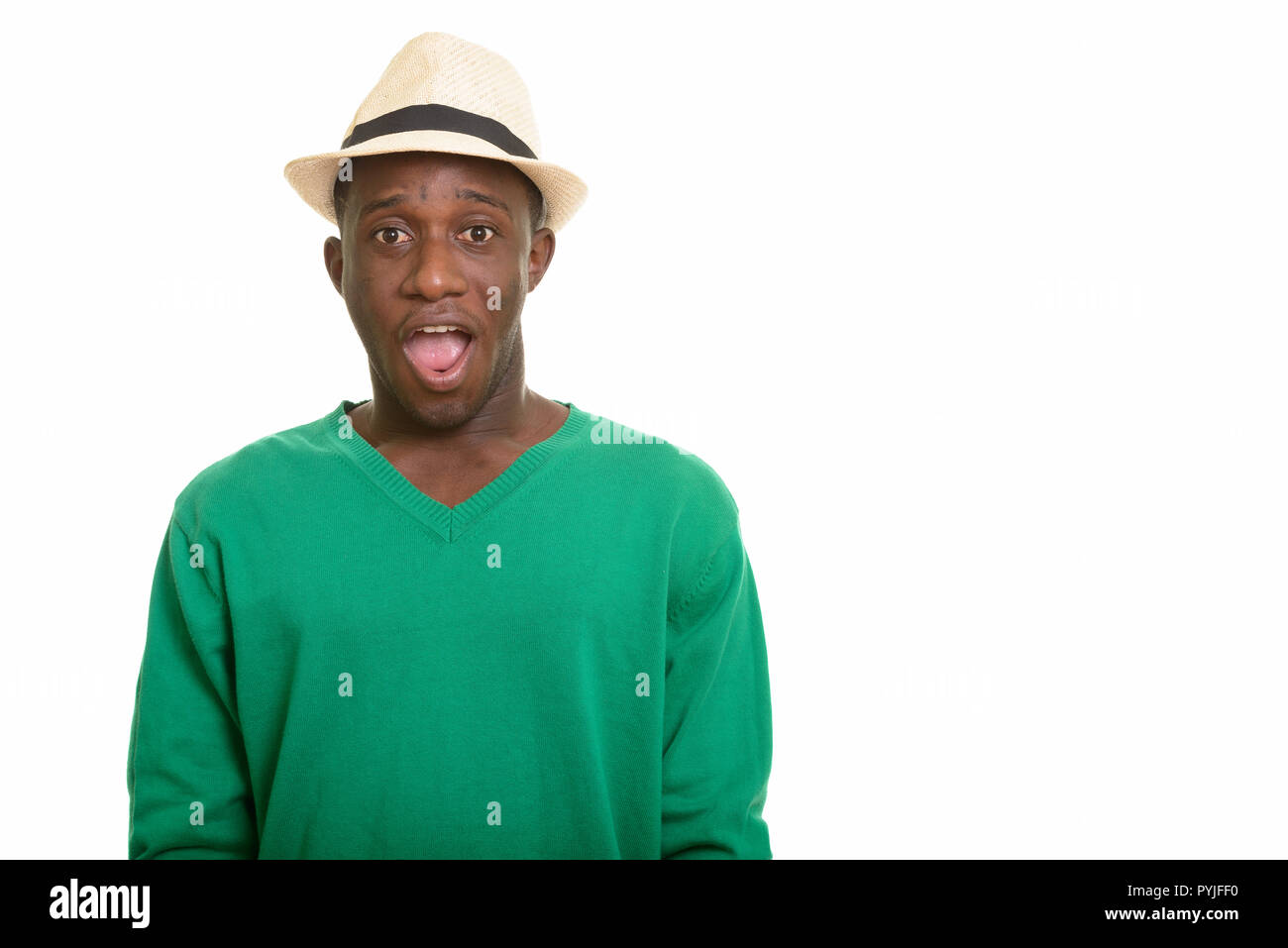 Portrait de jeune homme africain à choqué Banque D'Images