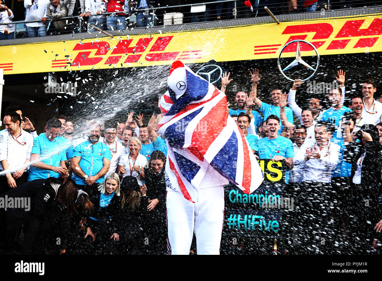 Mercedes Lewis Hamilton célèbre remportant le championnat des pilotes de Formule 1 au cours de la Grand Prix 2018 Le Mexique à l'Autodromo Hermanos Rodriguez à Mexico. Banque D'Images