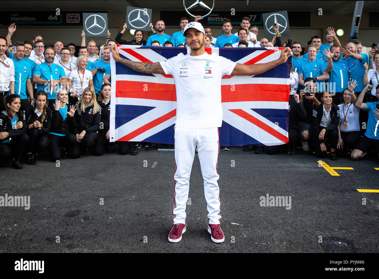 Mercedes Lewis Hamilton célèbre remportant le championnat des pilotes de Formule 1 au cours de la Grand Prix 2018 Le Mexique à l'Autodromo Hermanos Rodriguez à Mexico. Banque D'Images