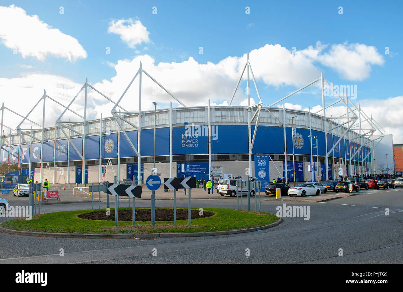 Hommages portées par Leicester City Football Club des supporters à l'écrasement de l'hélicoptère. King Power Stadium, Leicester, UK. Banque D'Images