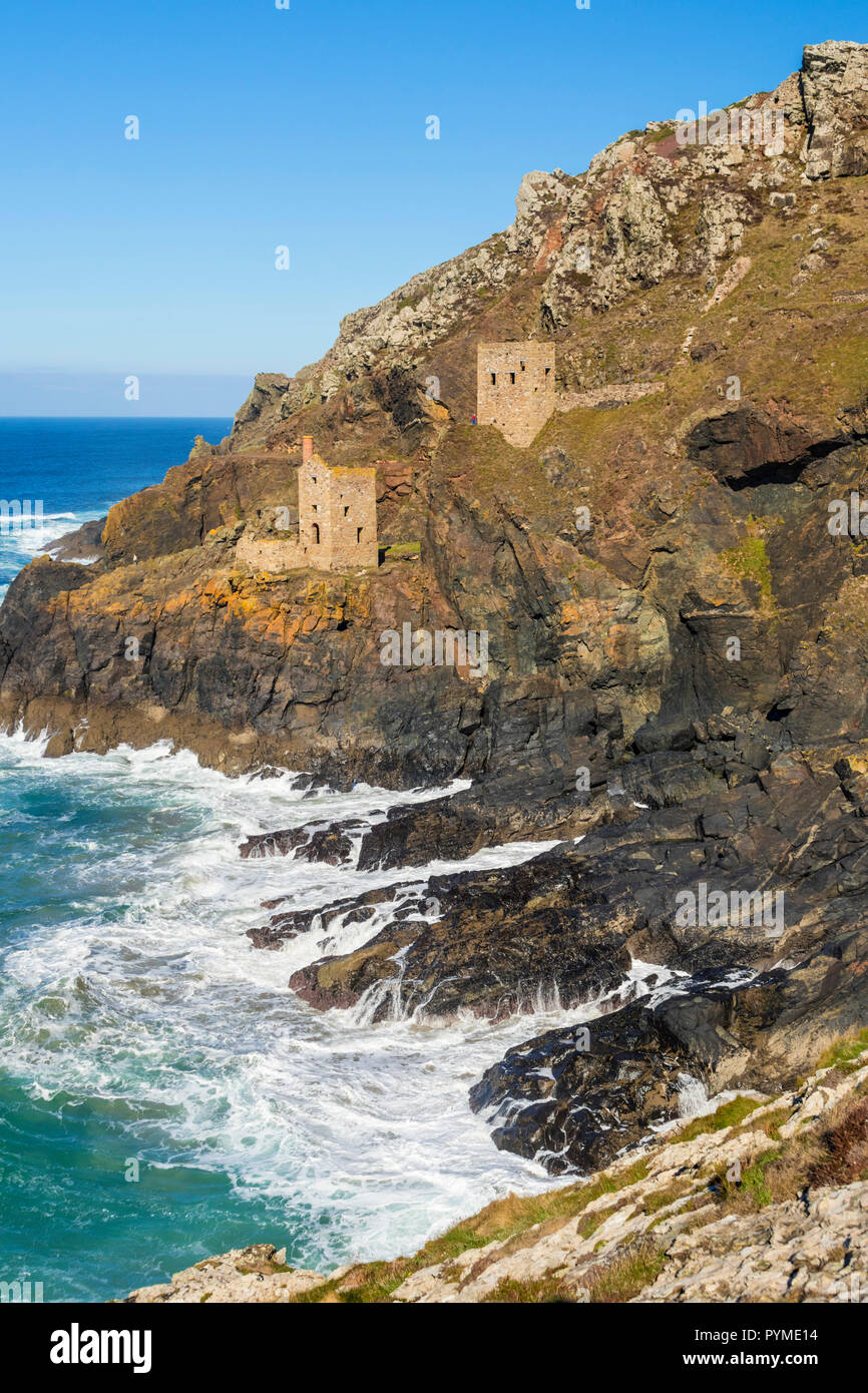 Les couronnes de Cornwall Maisons Botallack moteur historique de la mine d'étain de Cornouailles patrimoine minier Botallack St Just Penzance Cornwall England UK GO Europe Banque D'Images