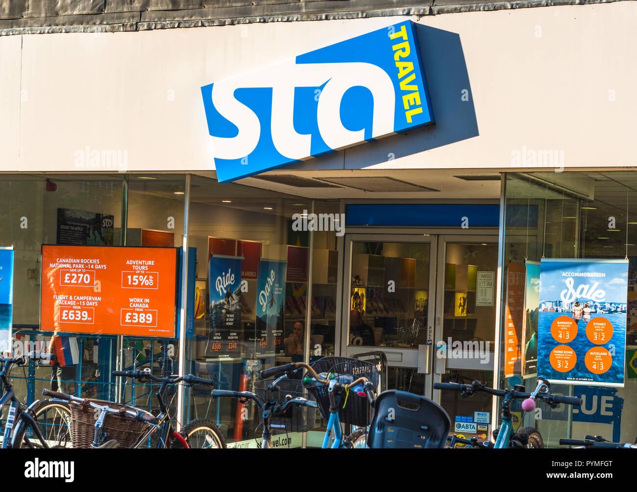 STA Travel Agents sur Sussex Street, Cambridge, Angleterre, Royaume-Uni. STA prétend être la plus grande compagnie de voyage pour les étudiants et les jeunes. Banque D'Images