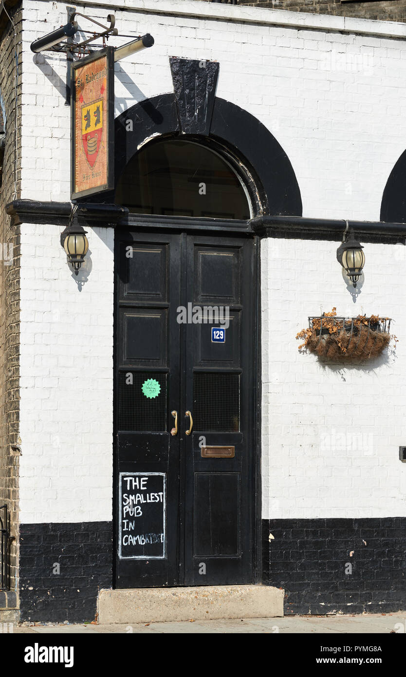 Le Radeguund "St" pub, pub plus petite à Cambridge, et le point final de la célèbre pub crawl bi-annuel sur King Street, Cambridge, Angleterre. Banque D'Images