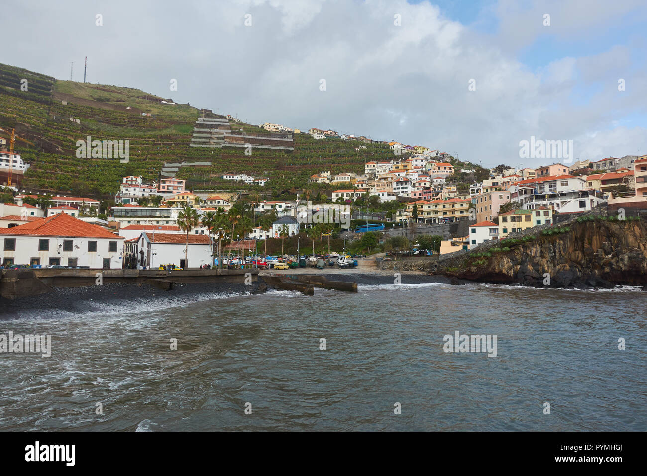 Pierre noire plage de Câmara de Lobos, Madère Banque D'Images