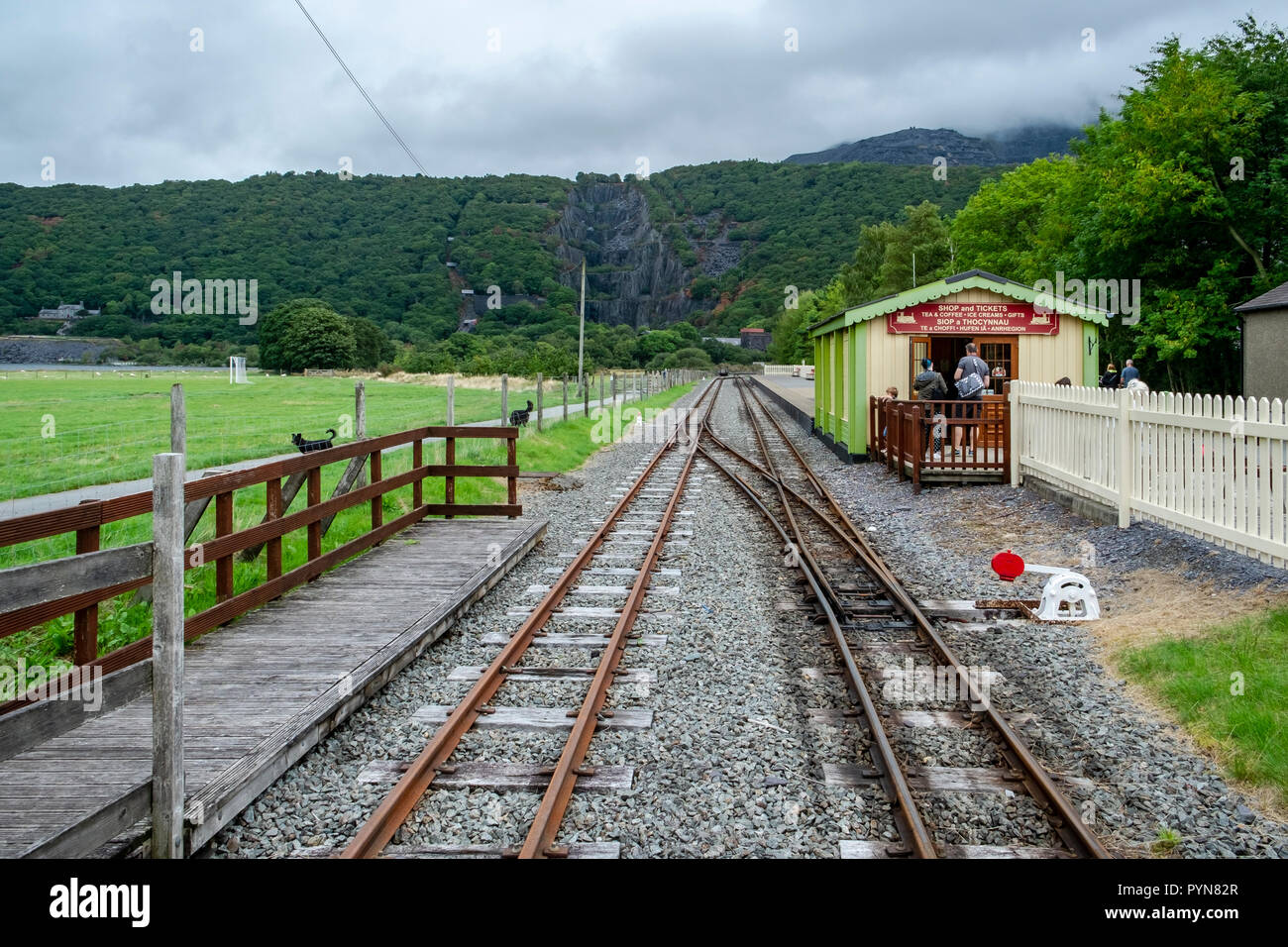 Llanberis Lake Railway, Snowdonia, le Nord du Pays de Galles Banque D'Images
