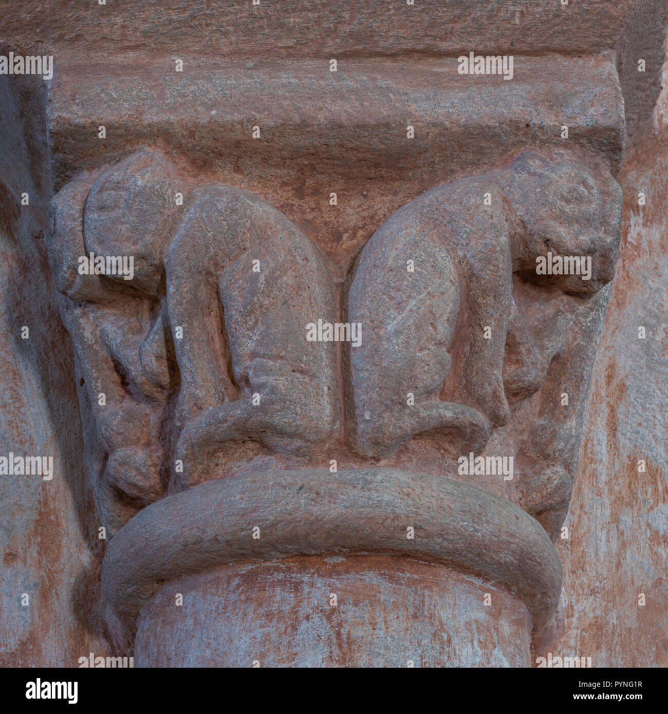 Gourdon, France - 3 août 2018 : Capitale de l'église romane à Gourdon, Saône-et-Loire, France. Banque D'Images
