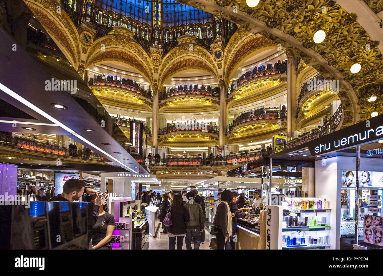 France,Paris, le centre commercial Les Galeries La Fayette Banque D'Images France,Paris, le centre commercial Les Galeries La Fayette Banque D'Images