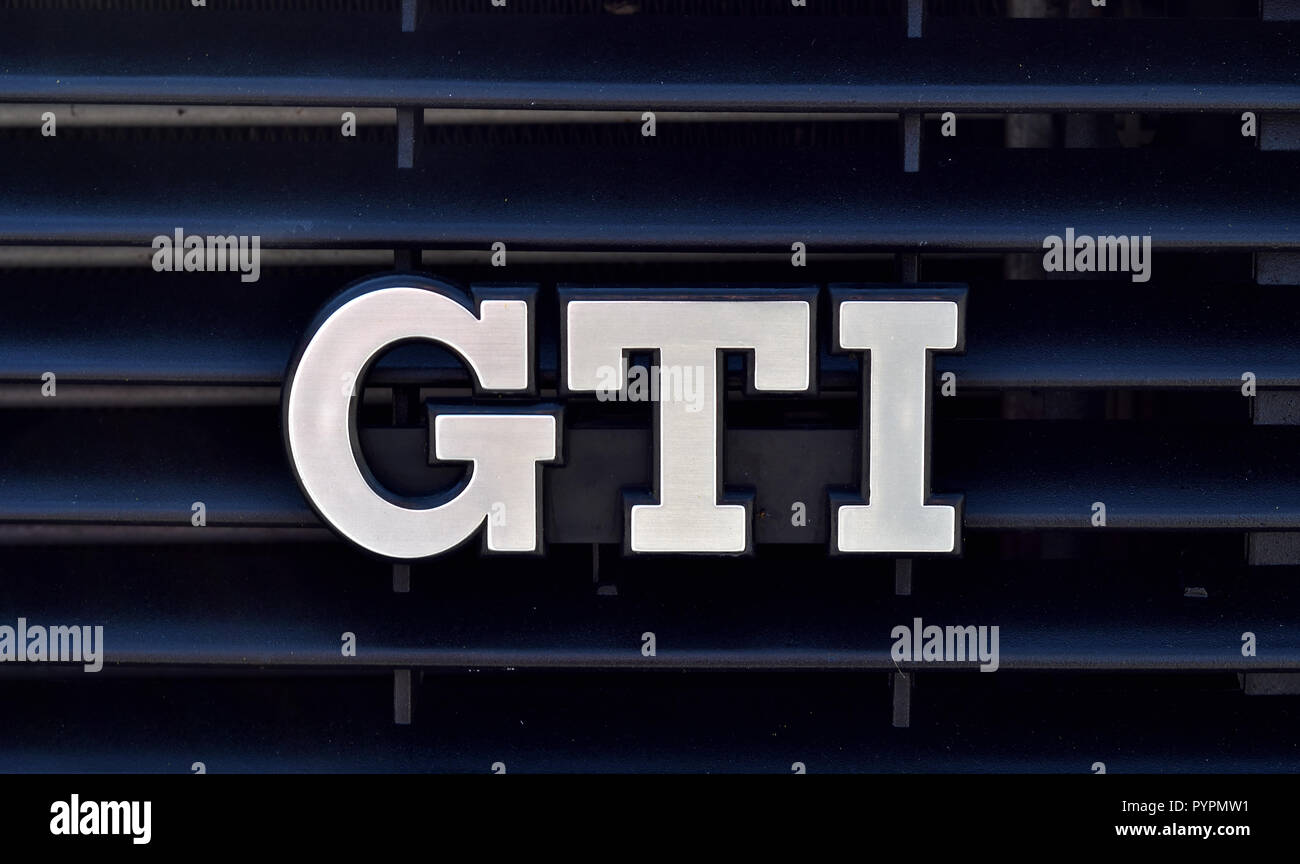 Volkswagen Golf GTI Mark I badge calandre Banque D'Images