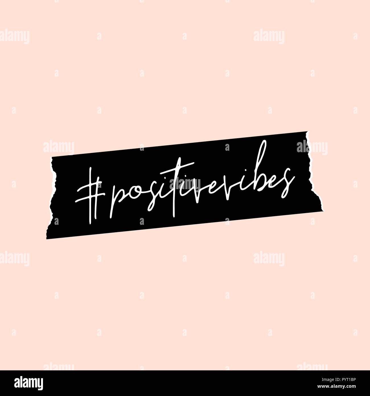 # Texte positivevibes en blanc écrit sur un ruban noir washi, isolé sur fond rose pastel. Carré d'inspiration wall art, social media post, gree Illustration de Vecteur